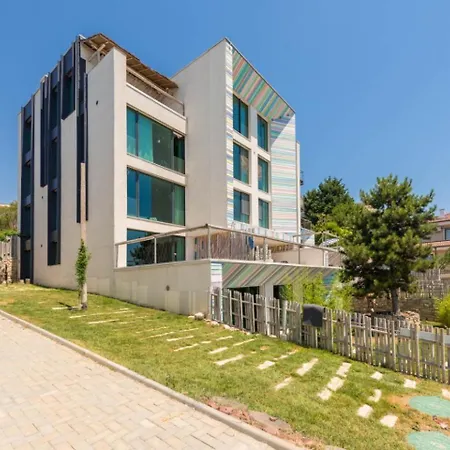 Design Lux Harmony In Bamboo Garden,no Shoes Allowed Inside Варна