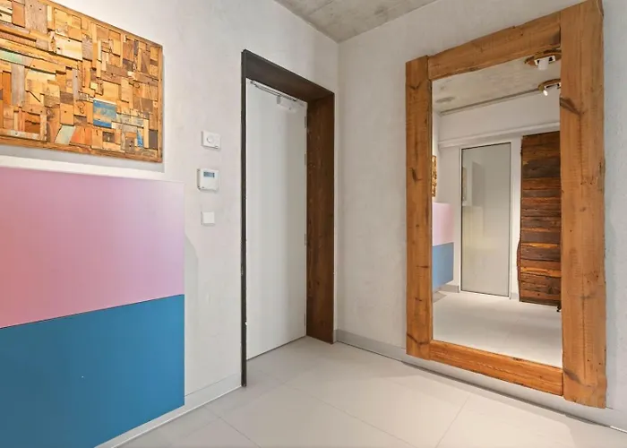 Design Lux Harmony In Bamboo Garden,no Shoes Allowed Inside Варна