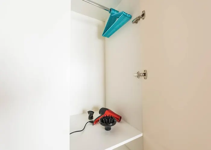 Design Lux Harmony In Bamboo Garden,no Shoes Allowed Inside ヴァルナ